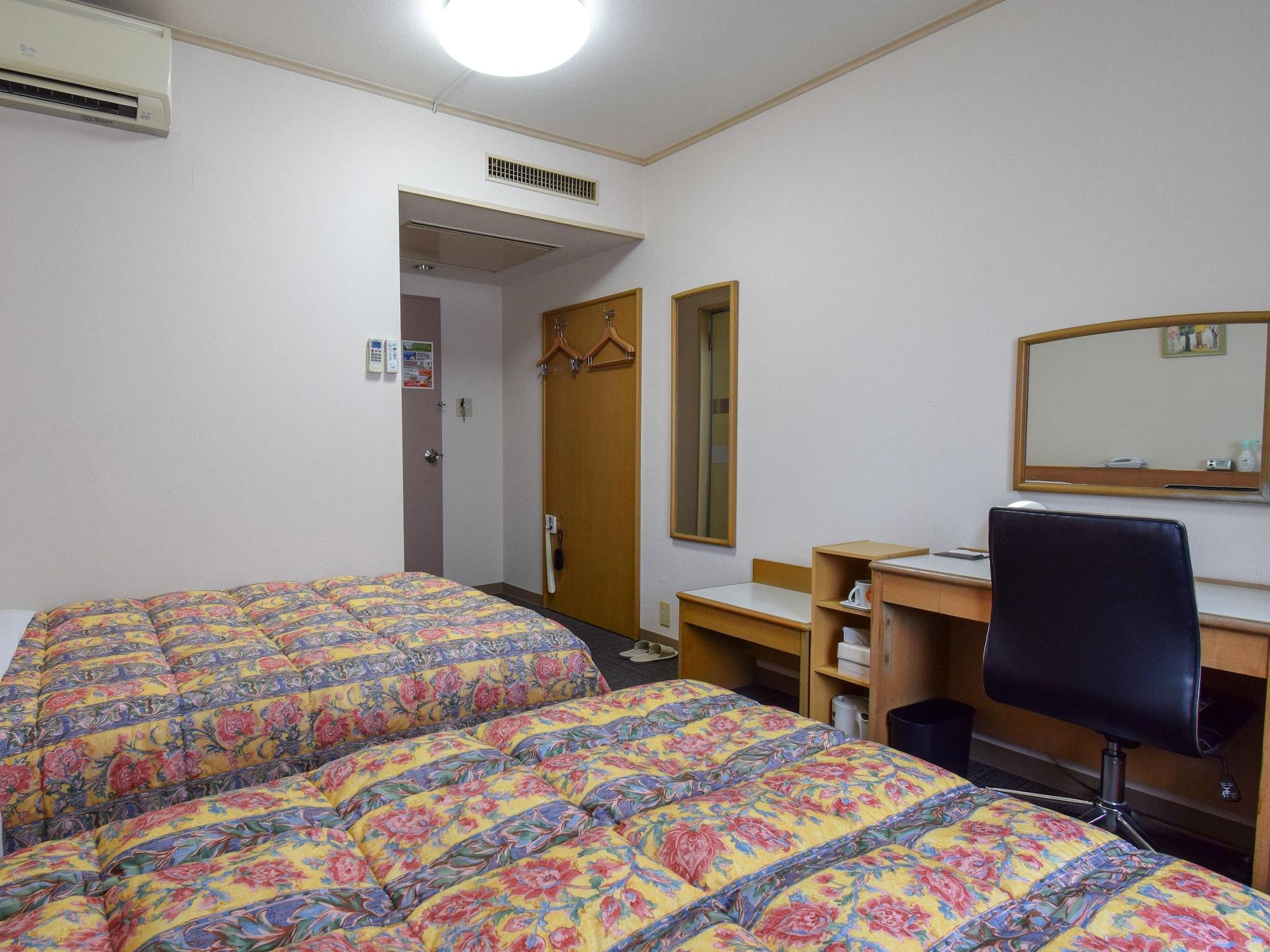 โฮเต็ล ไมระ Hotel โอคายาม่า ภายนอก รูปภาพ