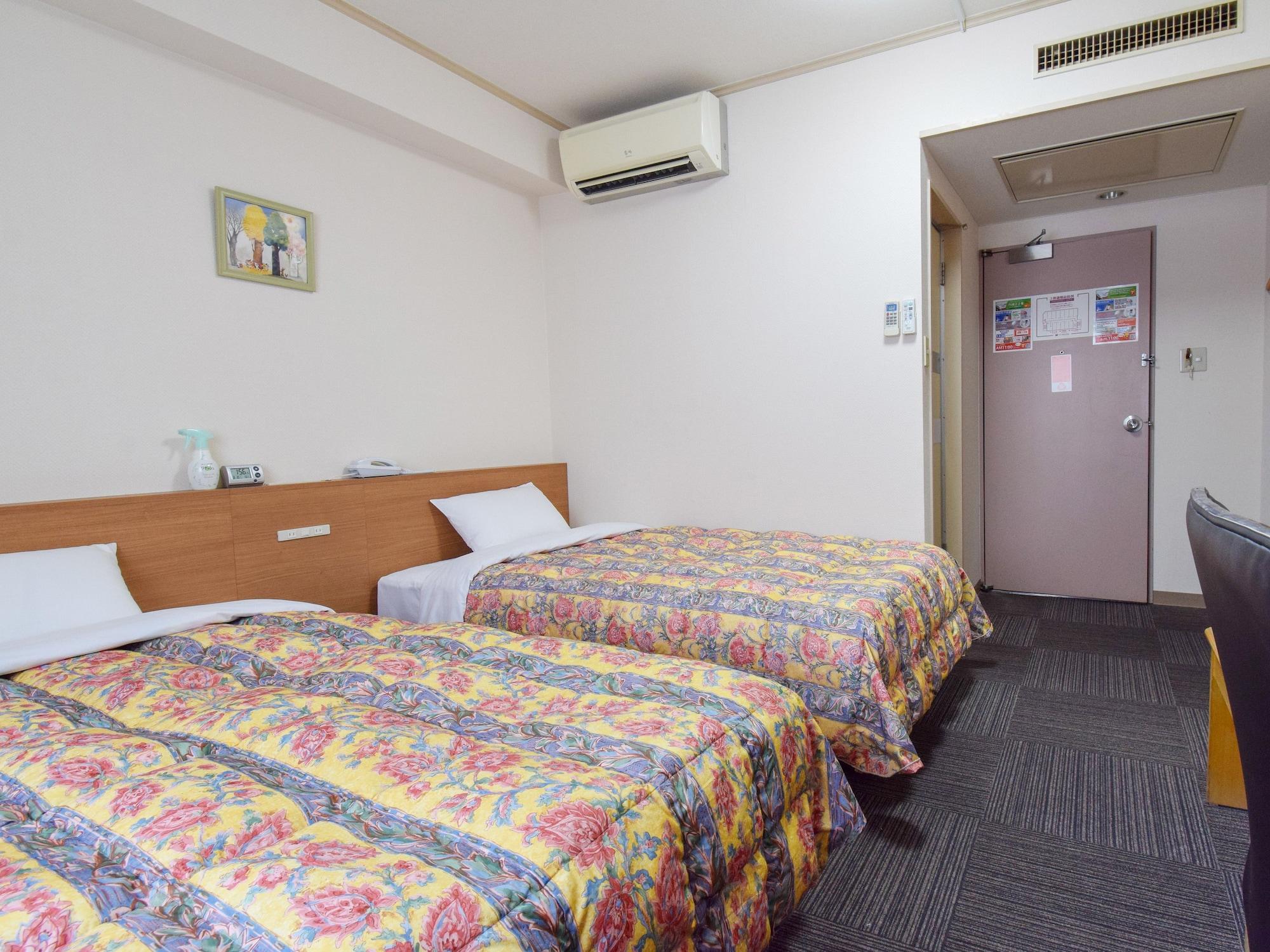 โฮเต็ล ไมระ Hotel โอคายาม่า ภายนอก รูปภาพ